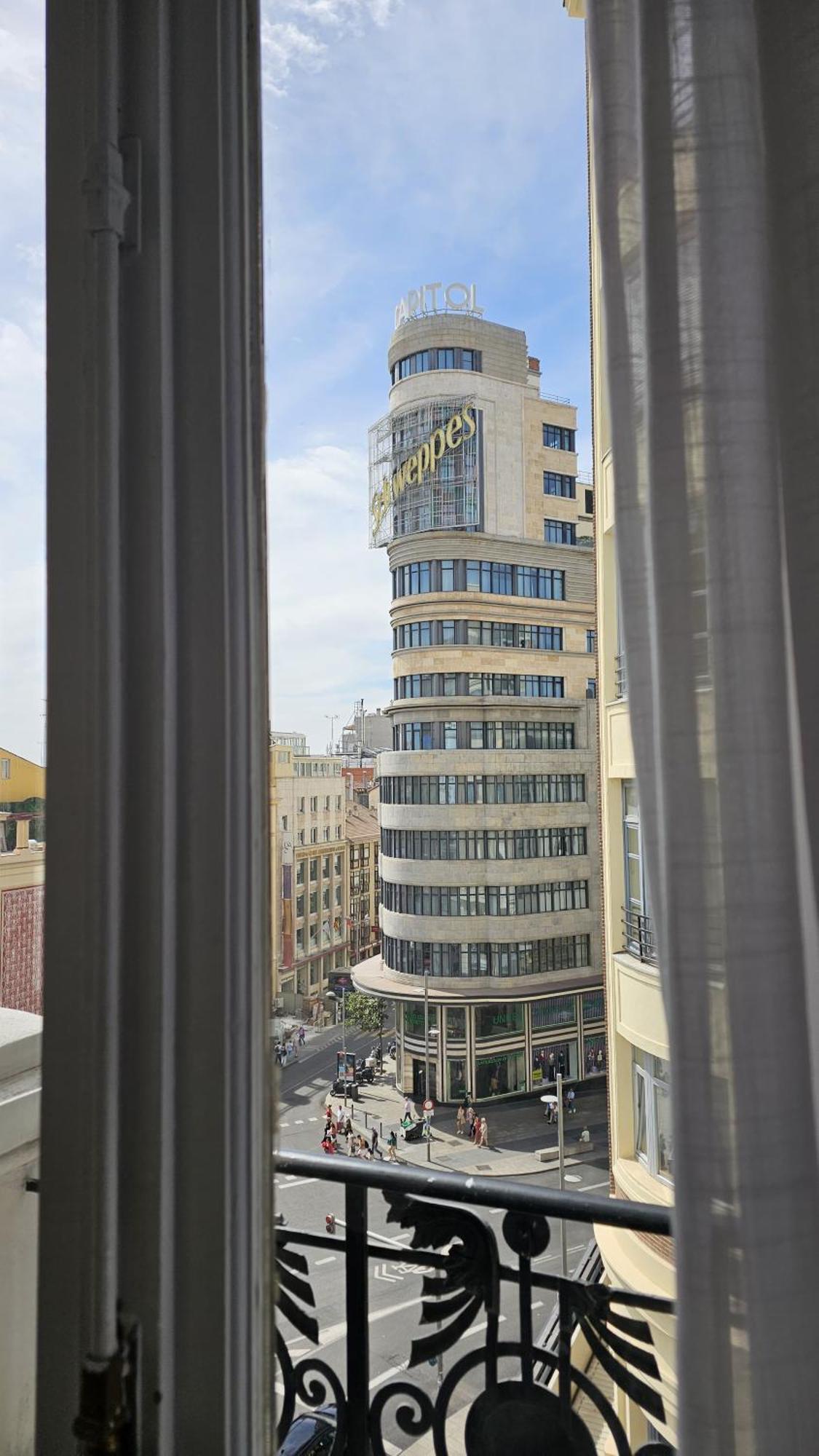 Guest House Exito En Madrid Eksteriør bilde